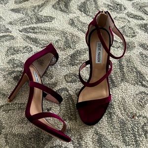 Steve Madden “FEELYA” Heel